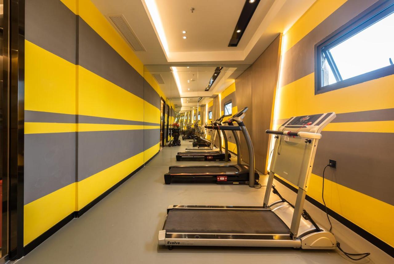 Отель Ibis Styles Fuzhou Wuyi Square Экстерьер фото
